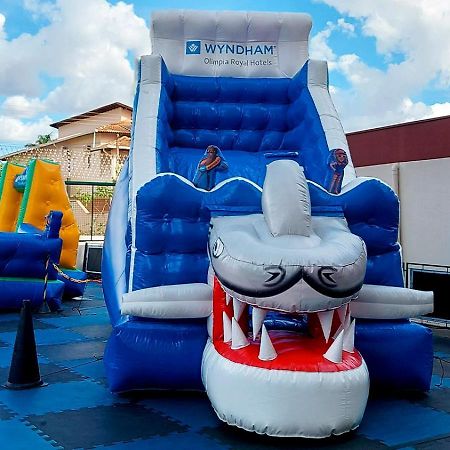 Wyndham Olimpia Royal Hotels Eksteriør billede Inflatable slide