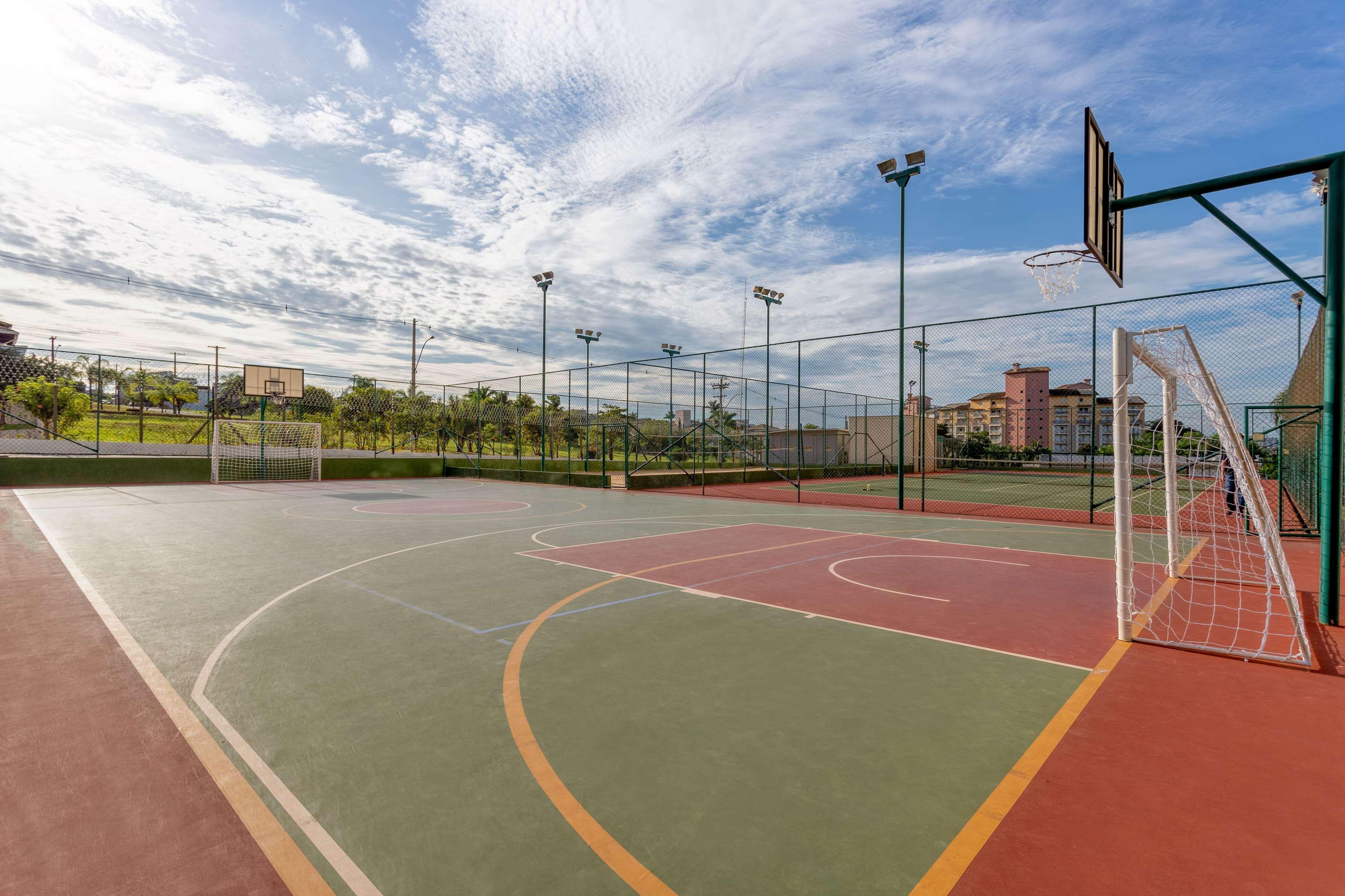 Wyndham Olimpia Royal Hotels Eksteriør billede Sports facilities
